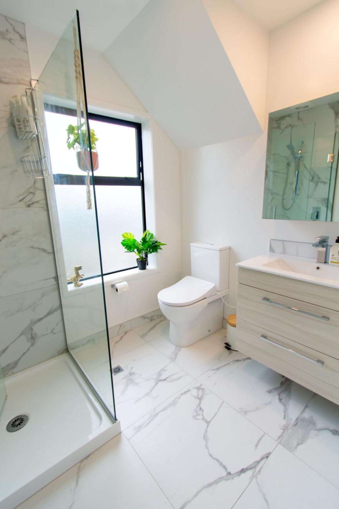 Gorgeous In Green - 2 Bed Central Oasis W/King Bed Christchurch Esterno foto