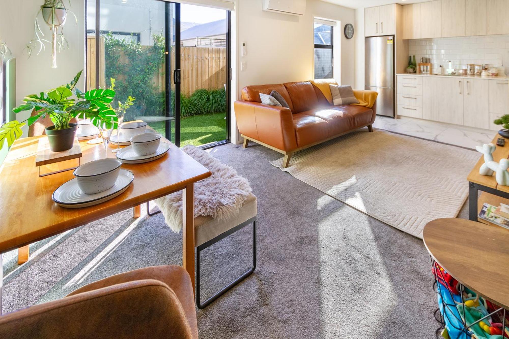 Gorgeous In Green - 2 Bed Central Oasis W/King Bed Christchurch Esterno foto